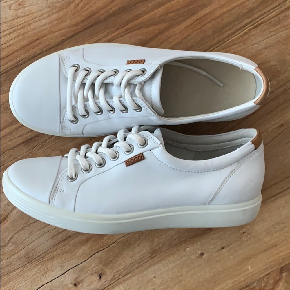 Ecco Women’s Soft 7 Sneaker